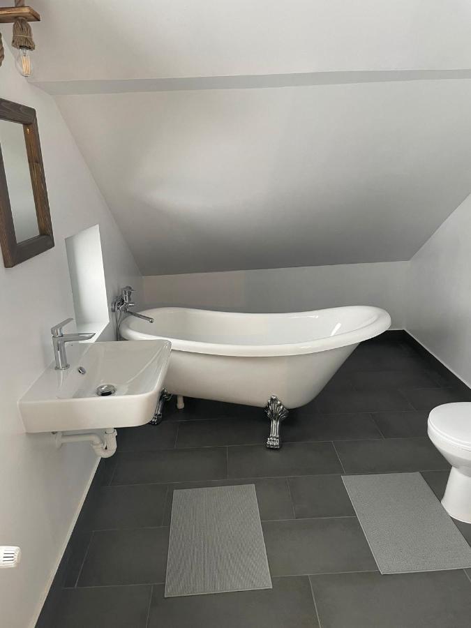 Hotel Madarasi Sportbazis Capilnita Exteriér fotografie