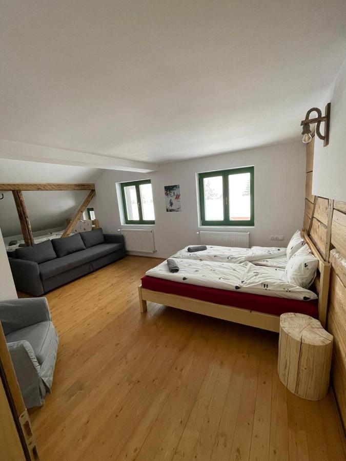 Hotel Madarasi Sportbazis Capilnita Exteriér fotografie