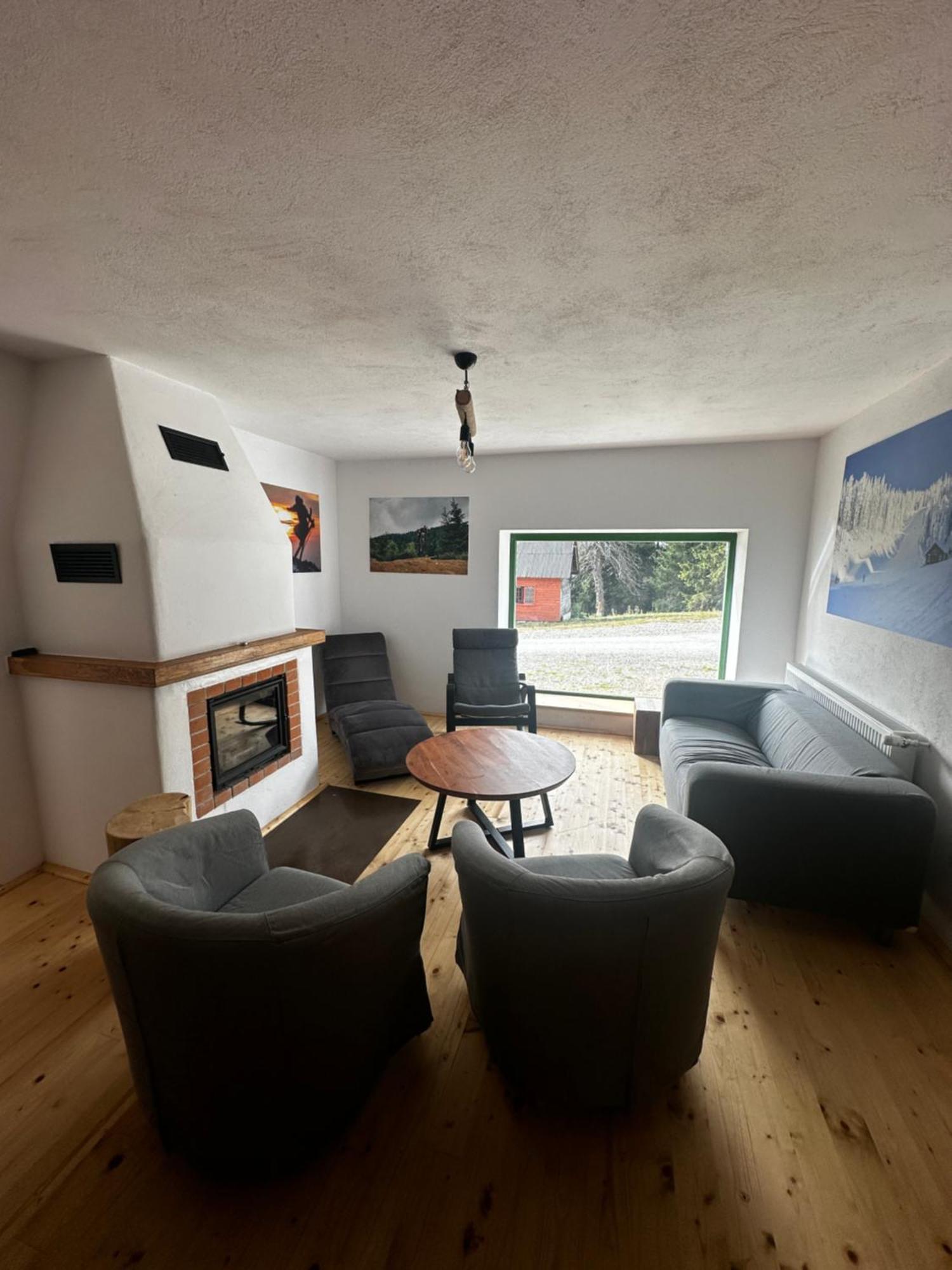Hotel Madarasi Sportbazis Capilnita Exteriér fotografie